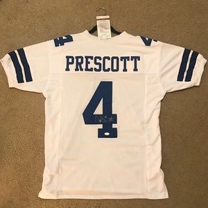 Autographed Dallas Cowboys Dak Prescott Jersey
